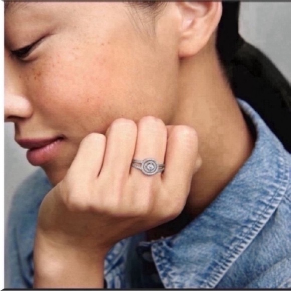 Pandora Sterling silver Sparkling Double Halo Ring 
Size 9 - Picture 3 of 14